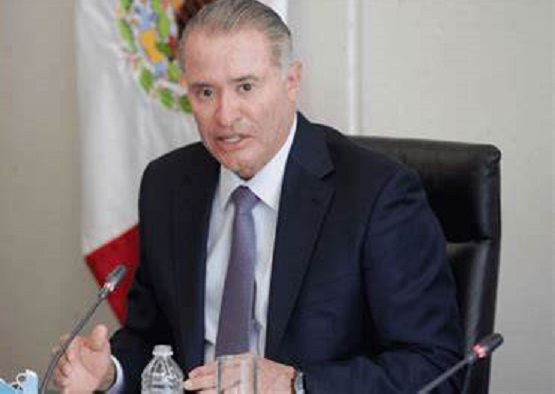 PRI expulsa a Quirino Ordaz  por nombramiento de embajador de México en España