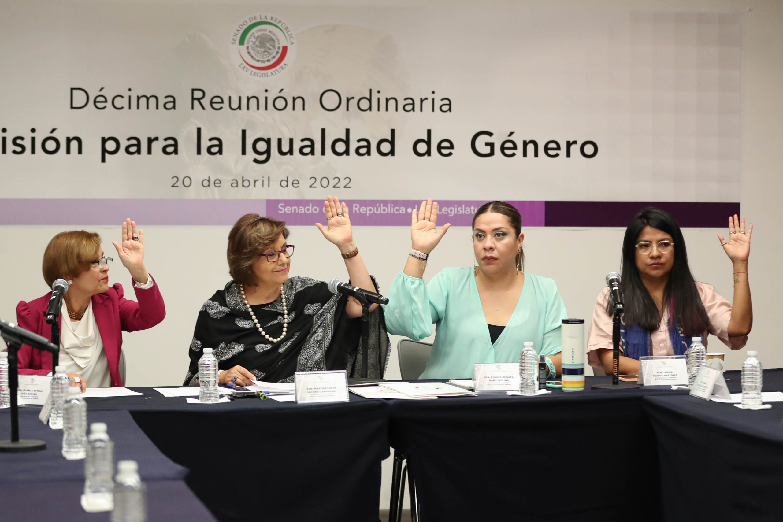 Avala Comisión exhortar a gobernador de Nuevo León para que resuelva desaparición de mujeres en la entidad