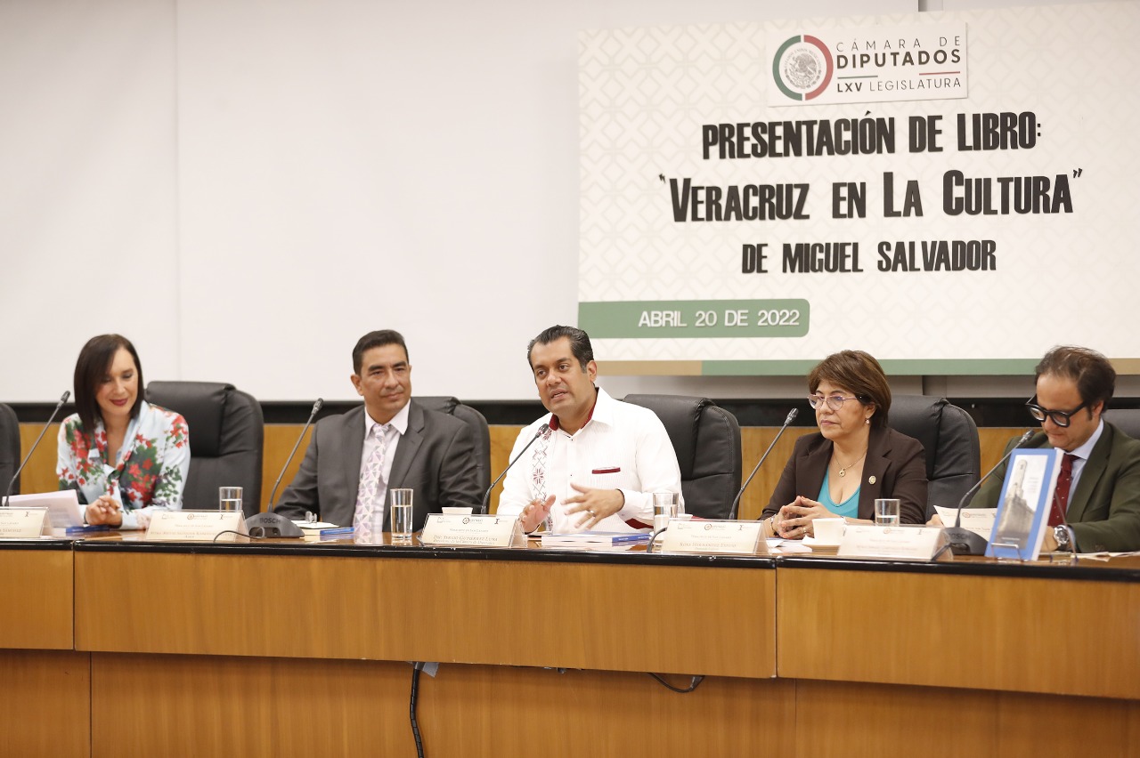 Presentan en la Cámara de Diputados el libro “Veracruz en la Cultura”