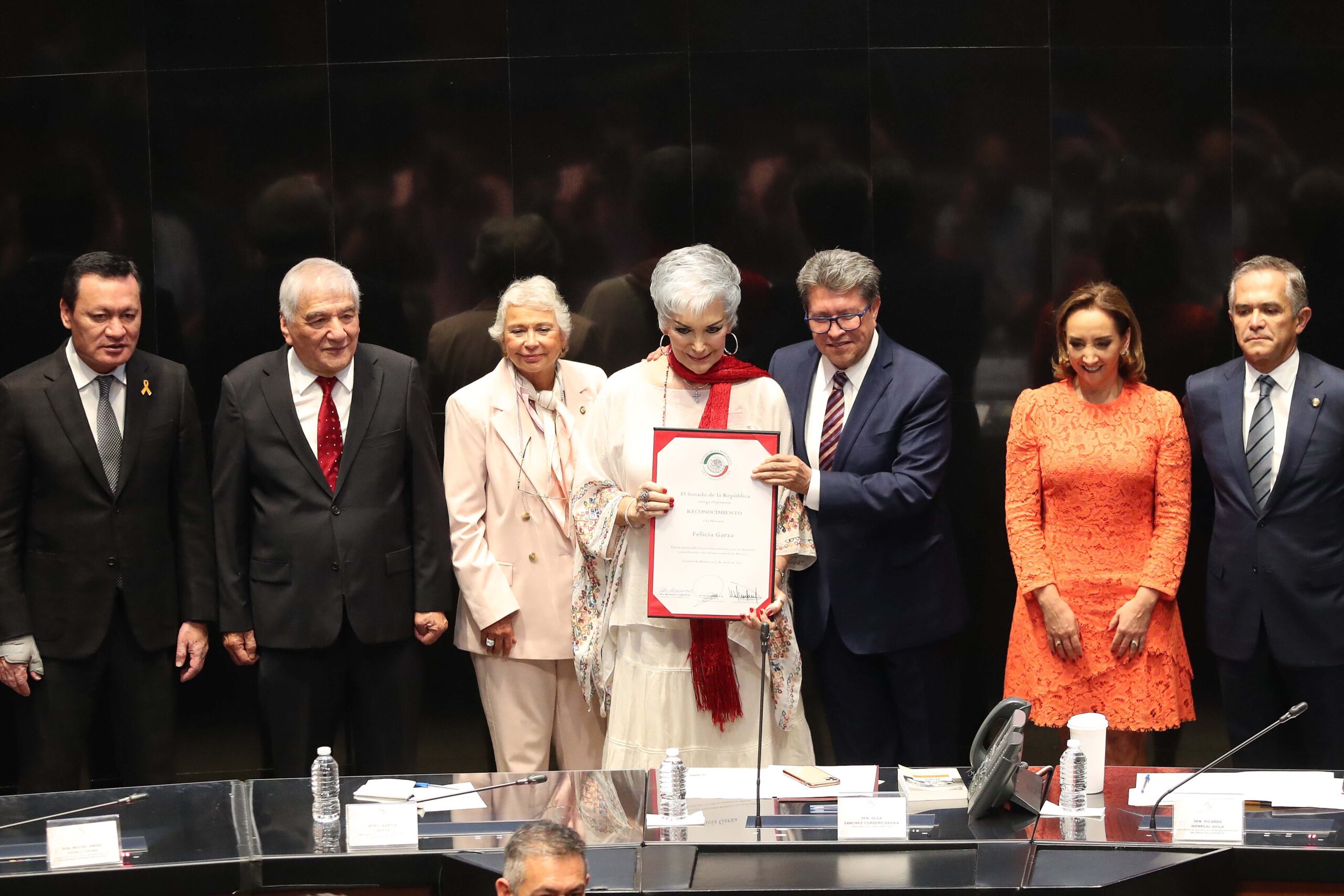 Reconocimiento en el Senado a trayectoria, obra y legado de autores y compositores de México