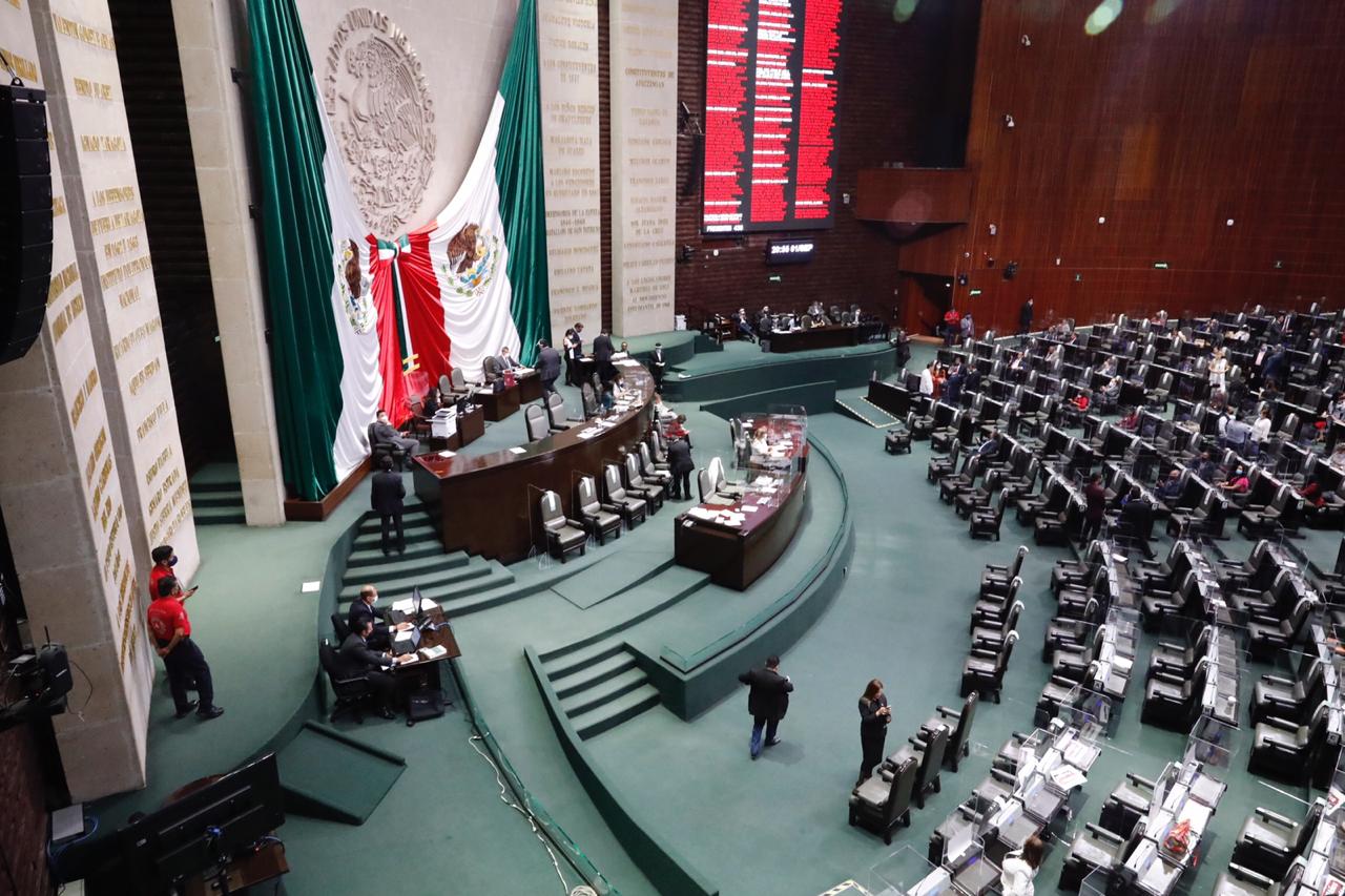 Diputados debaten iniciativa de la Reforma Eléctrica en San Lázaro