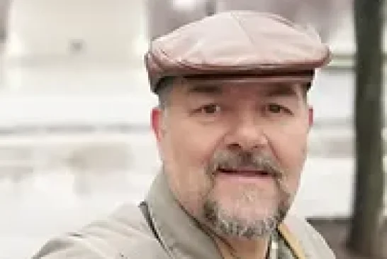 Cultura Impar: Con billetes, Musk tapa bocas