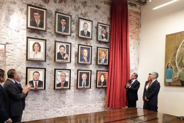 <strong>Inaugura Monreal en Xicoténcatl galería de ex presidentes de la Junta de Coordinación Política</strong>