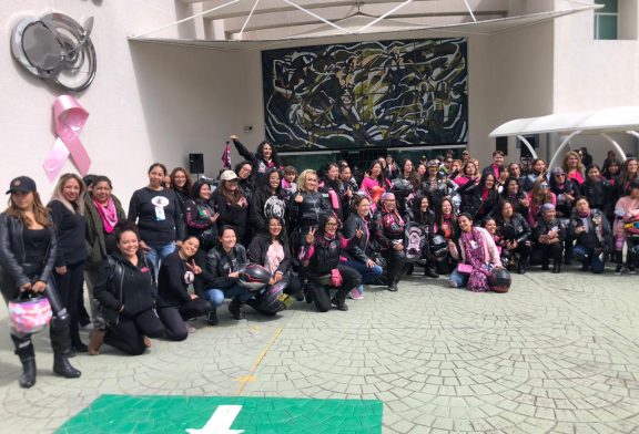 Agrupaciones de motociclistas se reúnen en apoyo a campaña contra Cáncer de mama