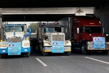 Transportistas desactivan paro nacional y bloqueos en carreteras