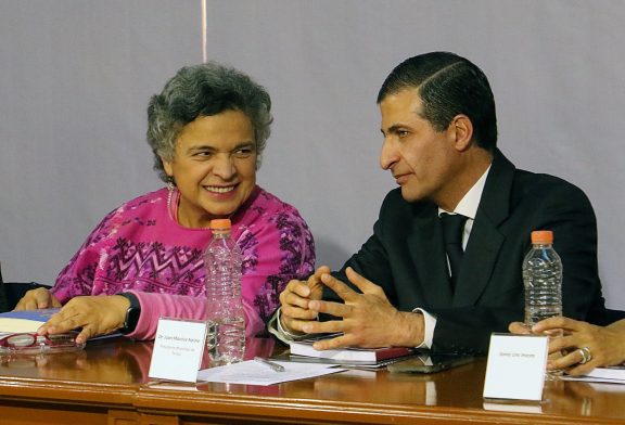 Rinden Homenaje al político Humberto Lira Mora