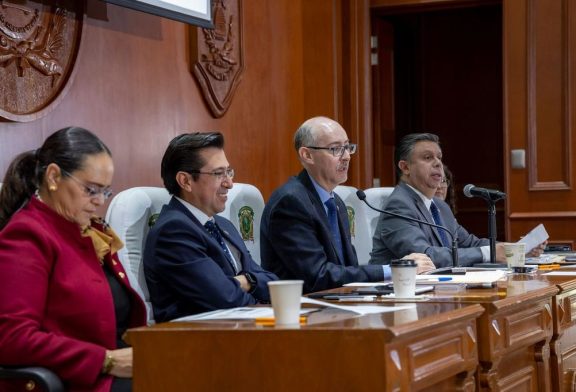 Con ocho diplomados, fortalece UAEMéx oferta académica de posgrado