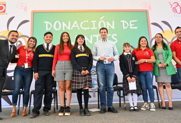 DIF TOLUCA Y OXXO BENEFICIAN CON LENTES A 500 ESTUDIANTES DE TLACHALOYA