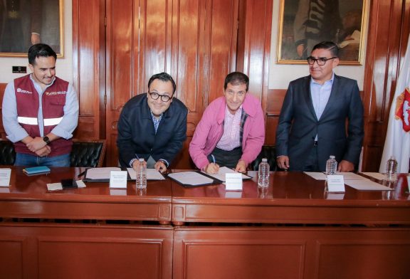 Por una movilidad sostenible, Toluca y Gobierno Estatal firman convenio