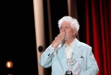 Pedro Almodóvar recibe premio Donostia