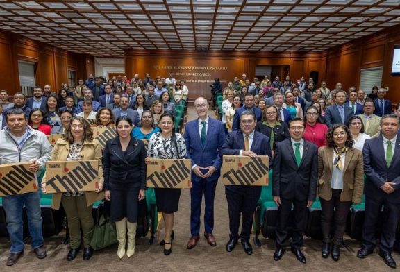 UAEMéx fortalece el uso de nuevas tecnologías en la práctica docente