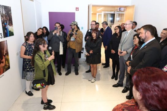 Con exposición fotográfica, en la UAEMéx reconocen labor científica de las mujeres