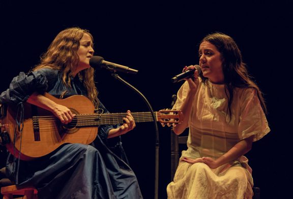 Natalia Lafourcade emociona en Starlite Occidente
