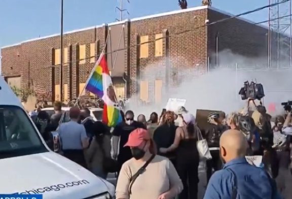 La democracia gaseada: Chicago se levanta contra la violencia del ICE