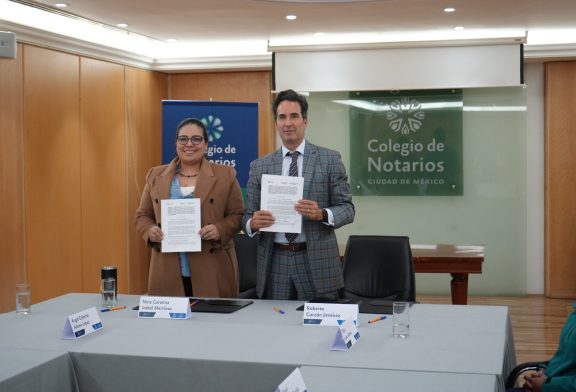 Urbanistas y Notarios firman histórico convenio en CdMx