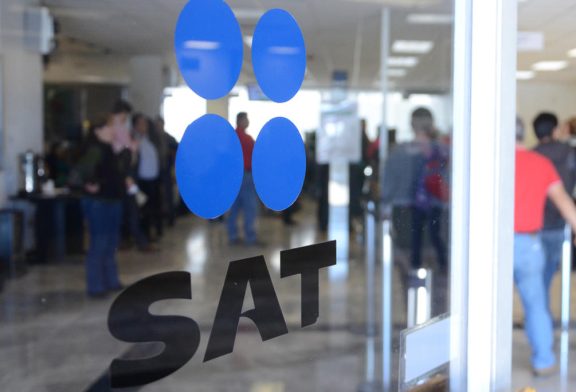 SAT cobrará impuestos a aguinaldos superiores a los $3,394.20 pesos