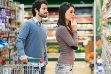 Indicador de confianza del consumidor, en su menor nivel desde 2022