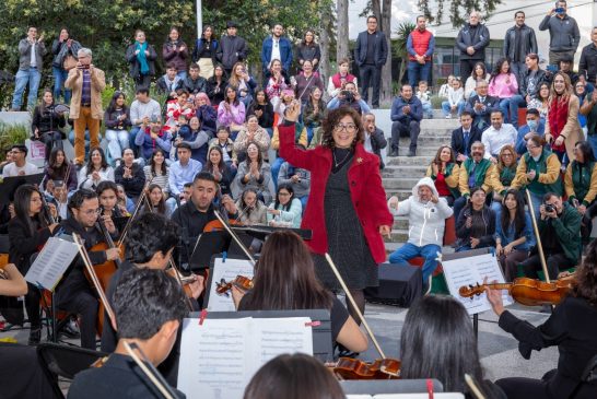 Ilumina el ÁSgora de Cénide la Orquesta Sinfónica Juvenil de la Universidad Autónoma del Estado de México (OSJUAEM)
