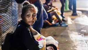 El viaje donde el Estado falla: Migrar siendo mujer